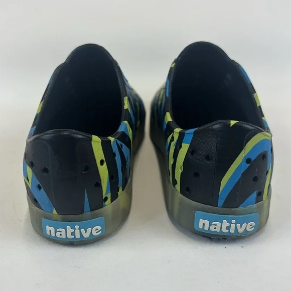 NATIVE Jefferson Glow Waterproof SlipOn Shoes Size J1 - Picture 4 of 9
